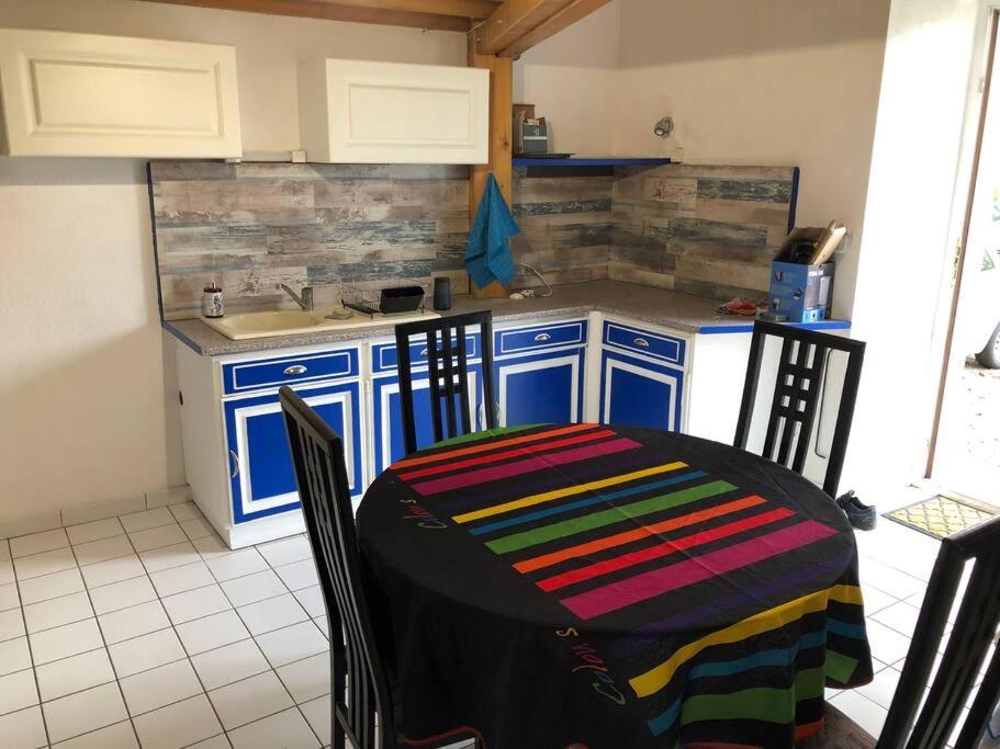 Appartement Rdc Dans Jolie Parc Arbore Beure Extérieur photo
